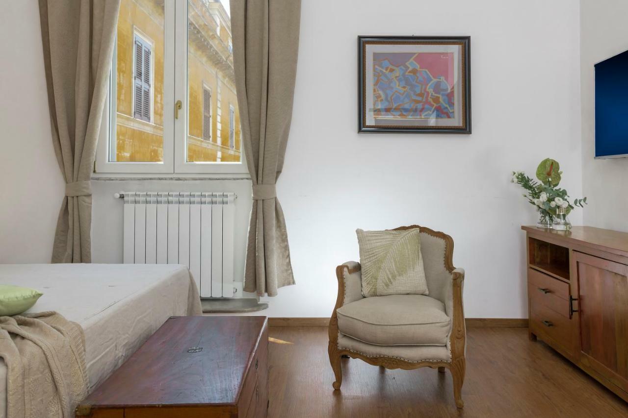 New! Spanish Step Design Apartment Rome Bagian luar foto