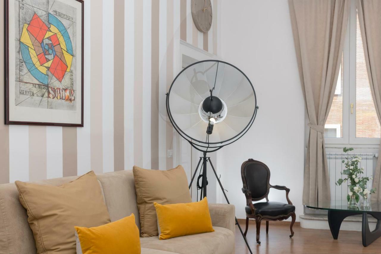 New! Spanish Step Design Apartment Rome Bagian luar foto